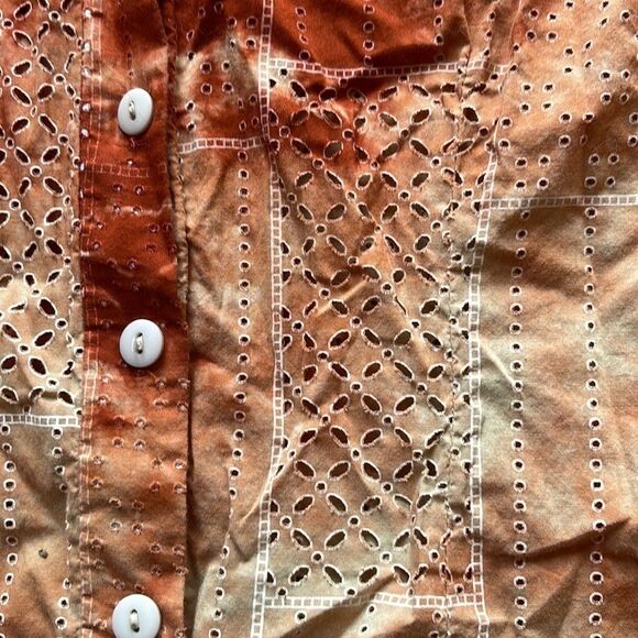 Buckle Daytrip long sleeve button down blouse - Picture 5 of 11